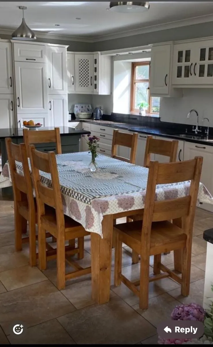 Solid Oak dining table & 6chairs (extends to 2.3m) - Image 1