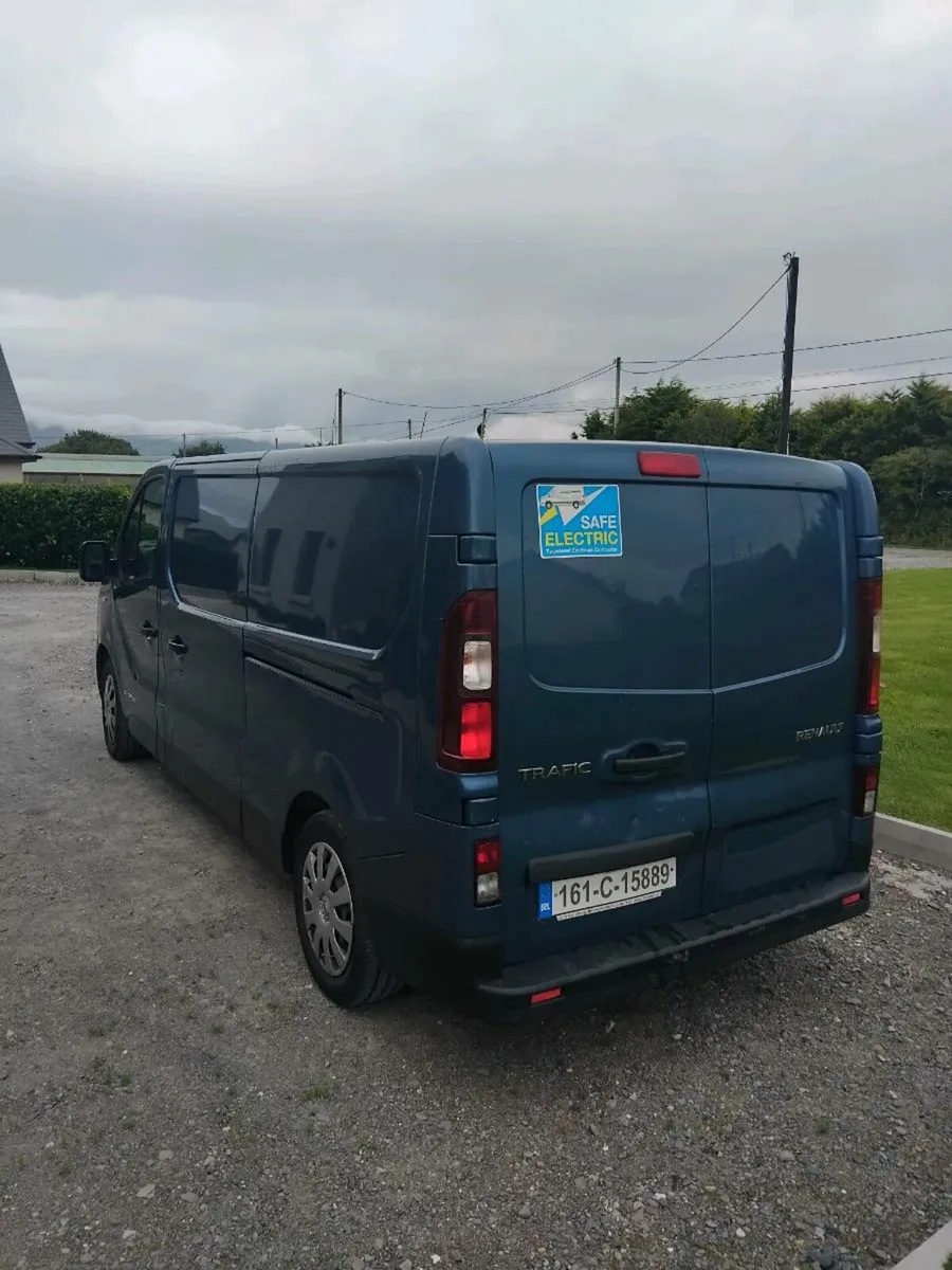 Renault Traffic 2016 - Image 4
