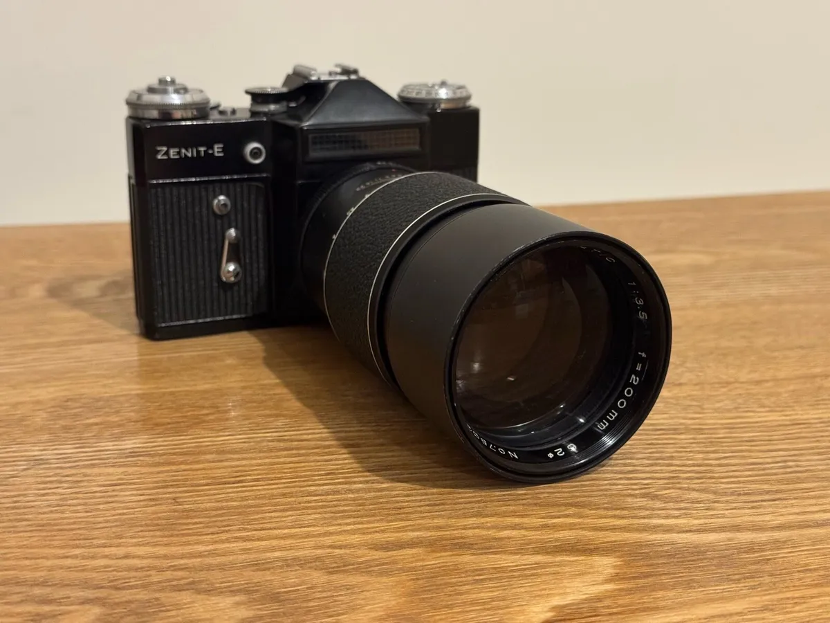 Film Camera Zenit-E with Hanimex 200mm Lens - Image 4