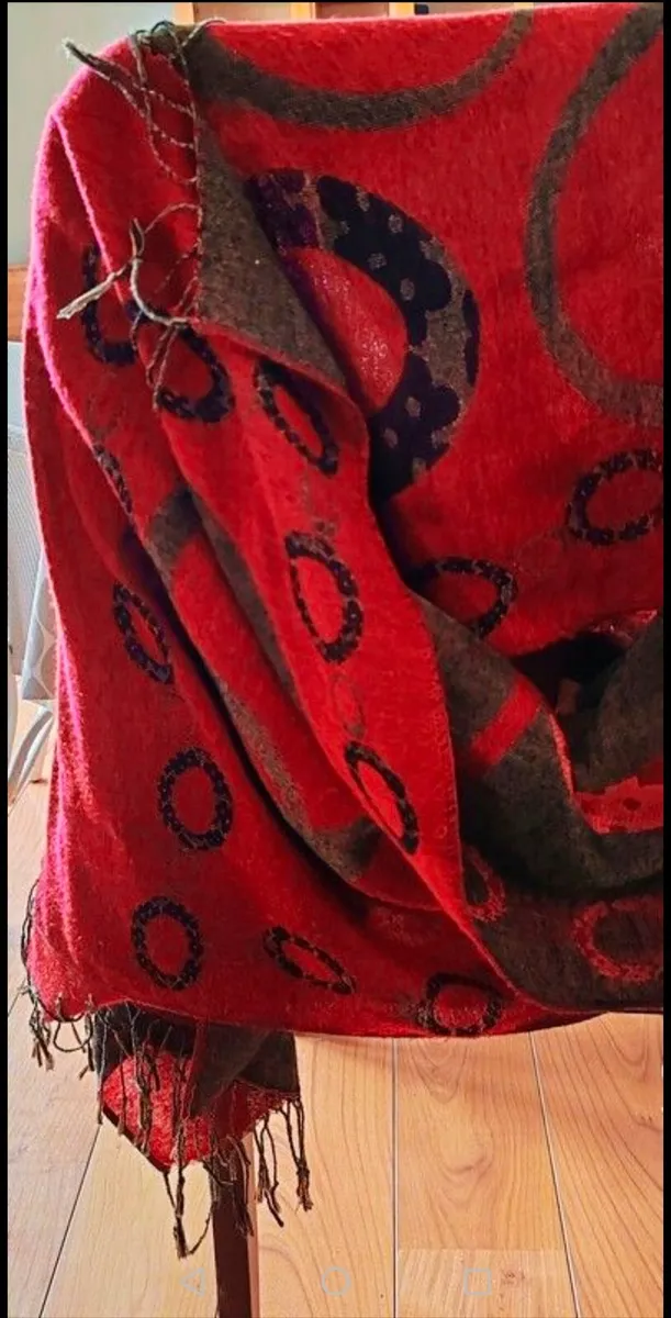 Large scarf - Image 2