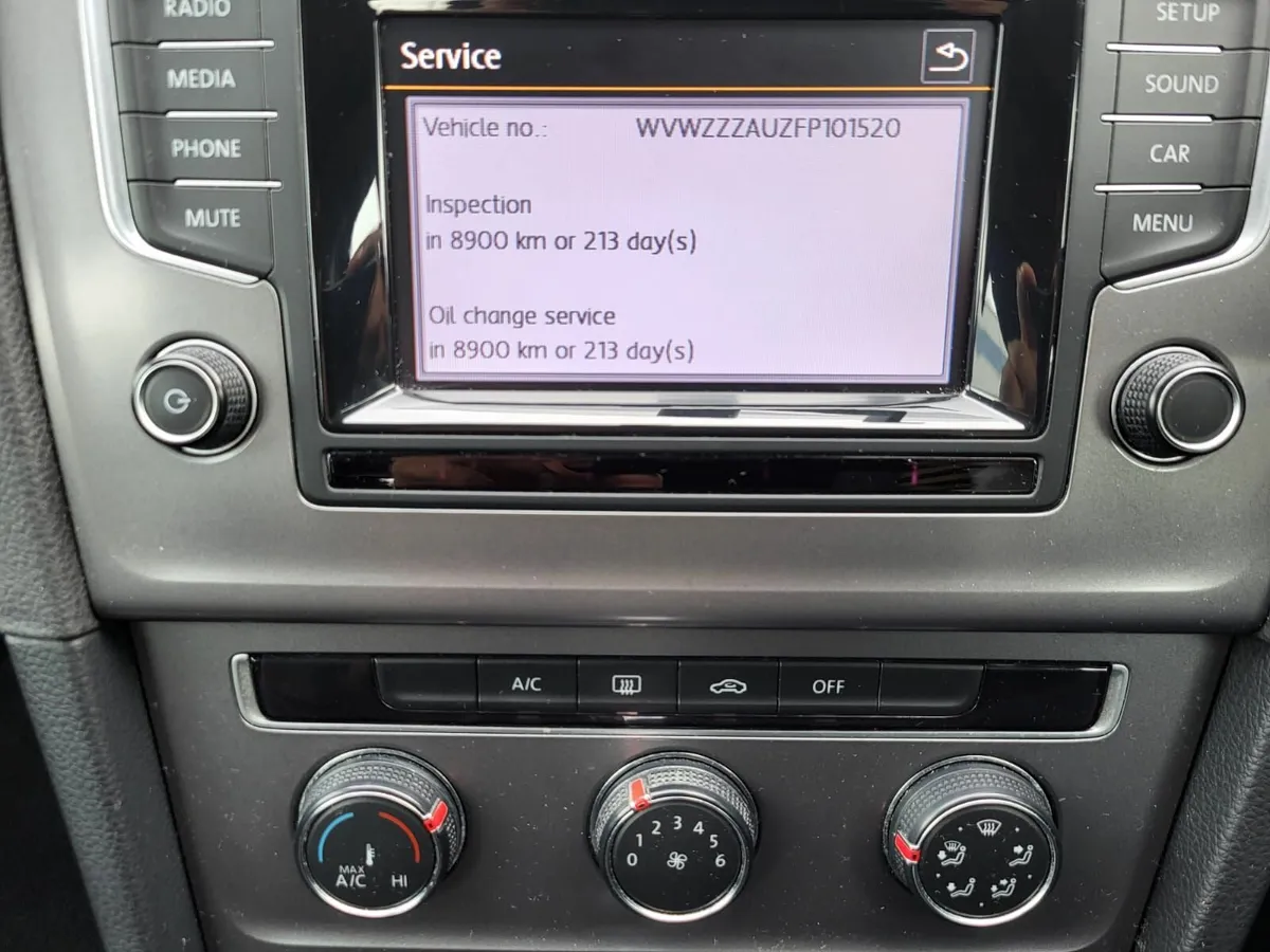 2015 Golf 1.6 Diesel Automatic - Irish Car - Image 4