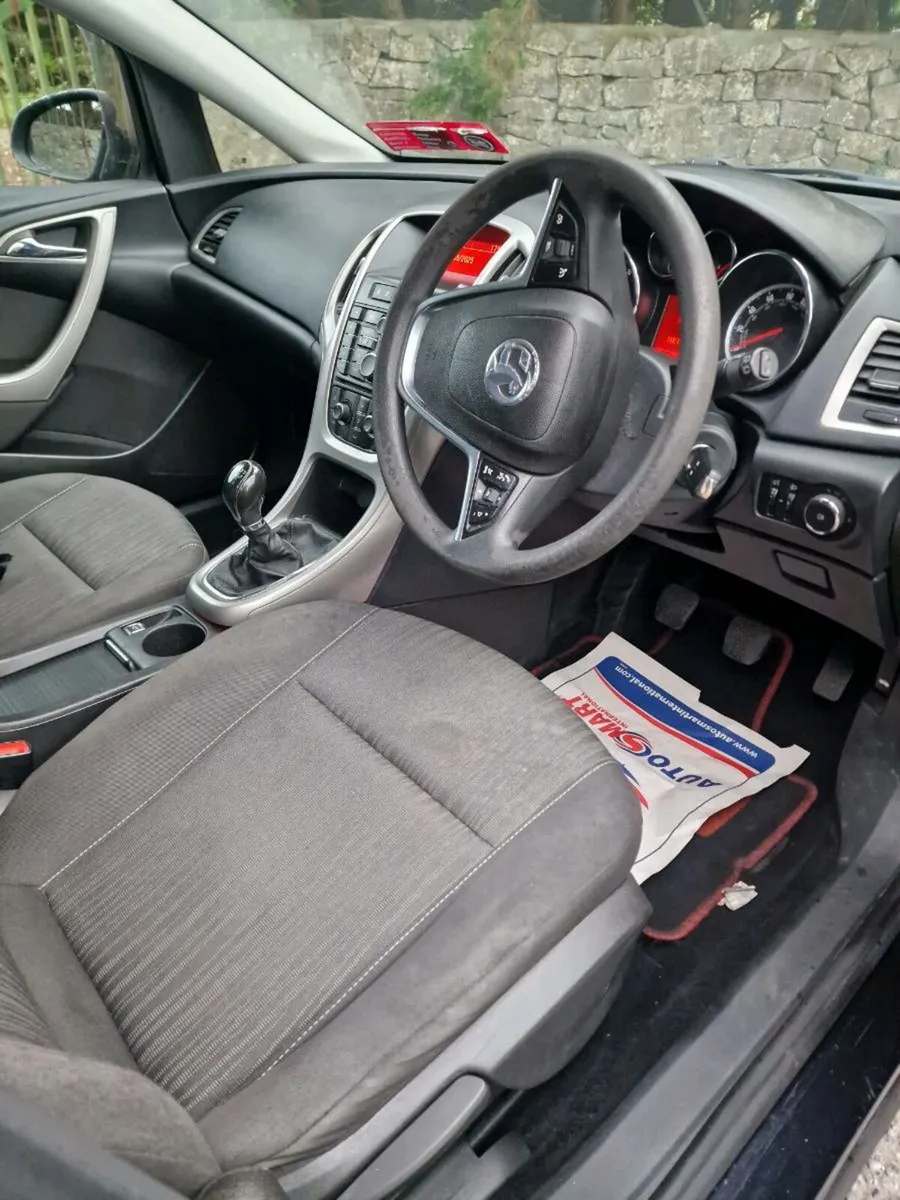 VAUXHALL ASTRA 1.2 DIESEL - Image 2