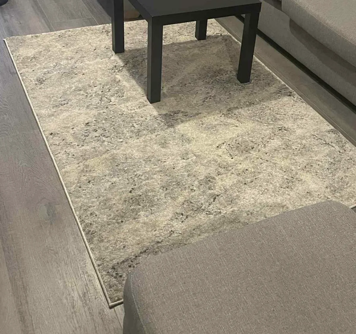 Rug - Image 1
