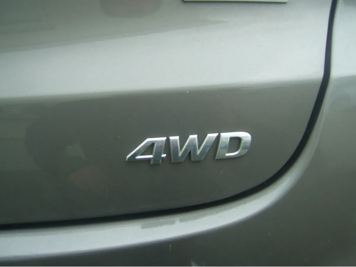 Hyundai ix35 4WD EXE 4DR - Image 3