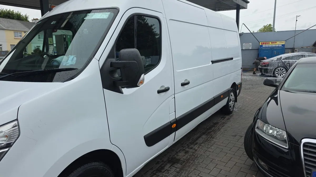 Nissan nv 400 - Image 2