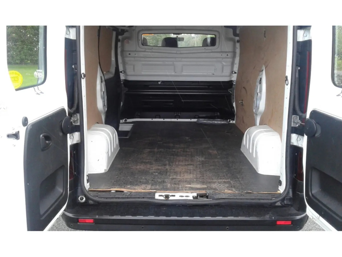 Renault Trafic SL27 ENERGY DCI 95 BUSI BUSINESS PA - Image 3