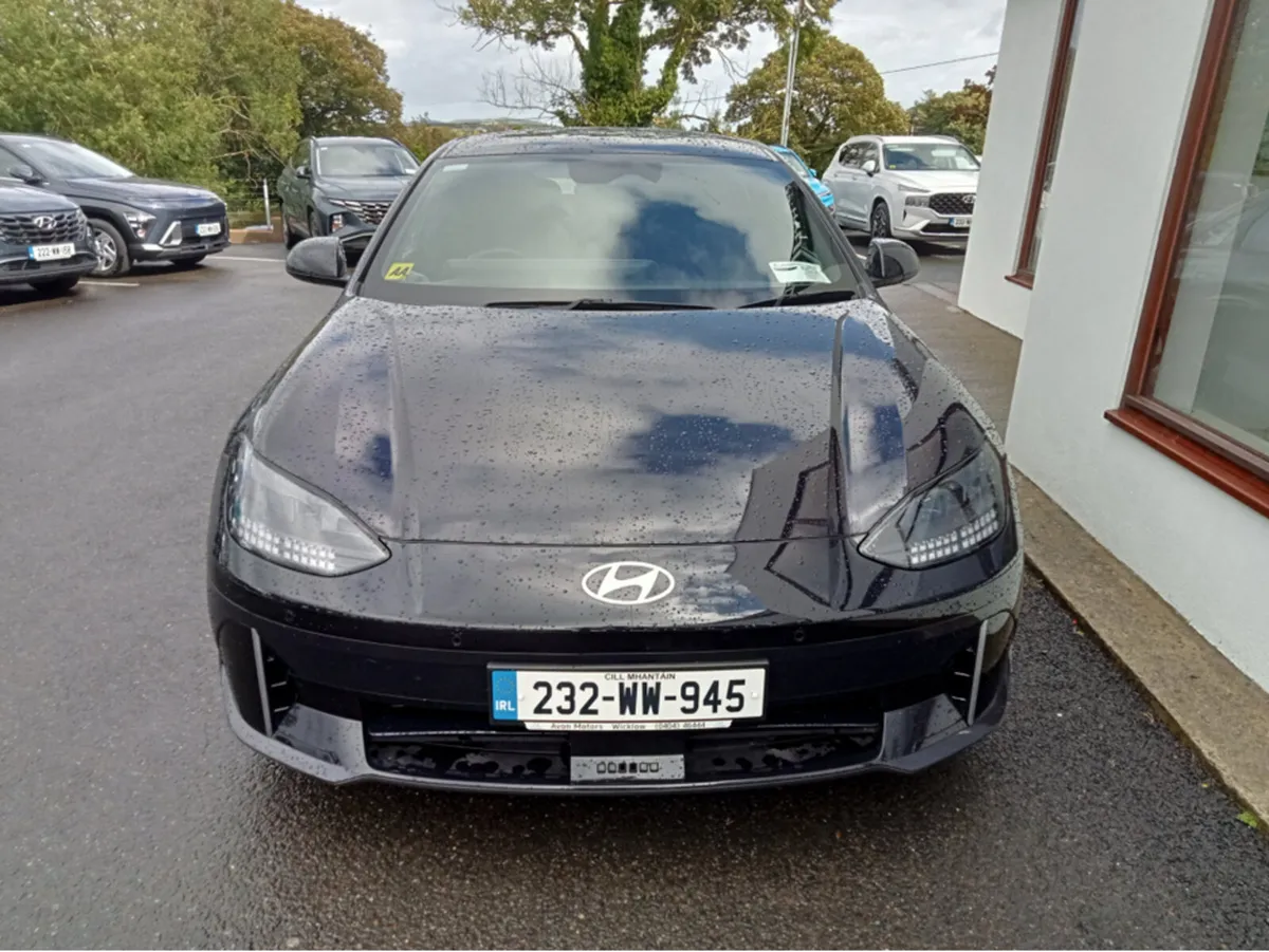 Hyundai IONIQ 6 SIGNATURE 77KWH 4DR AUTO - Image 2