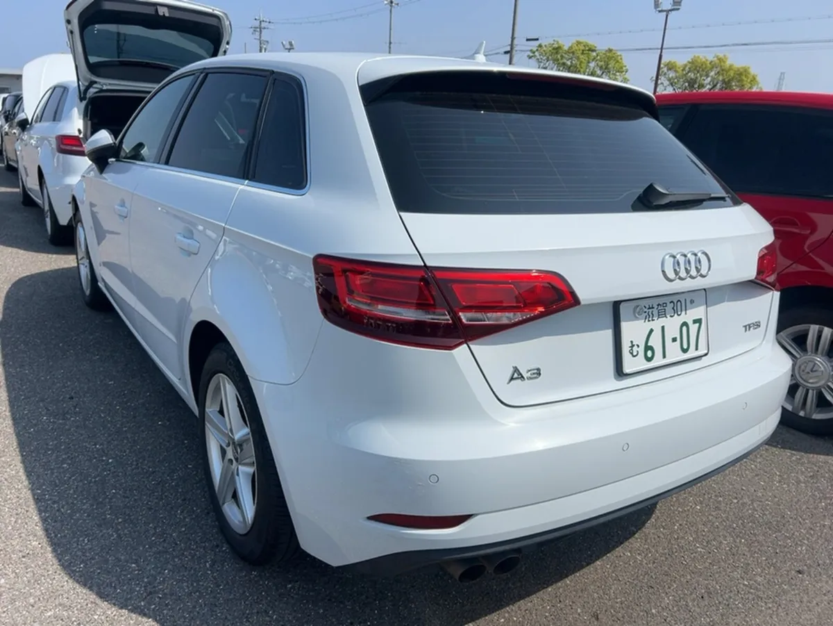 Audi A3 SPORTBACK 5DR 1.4 PETROL AUTOMATIC - Image 2