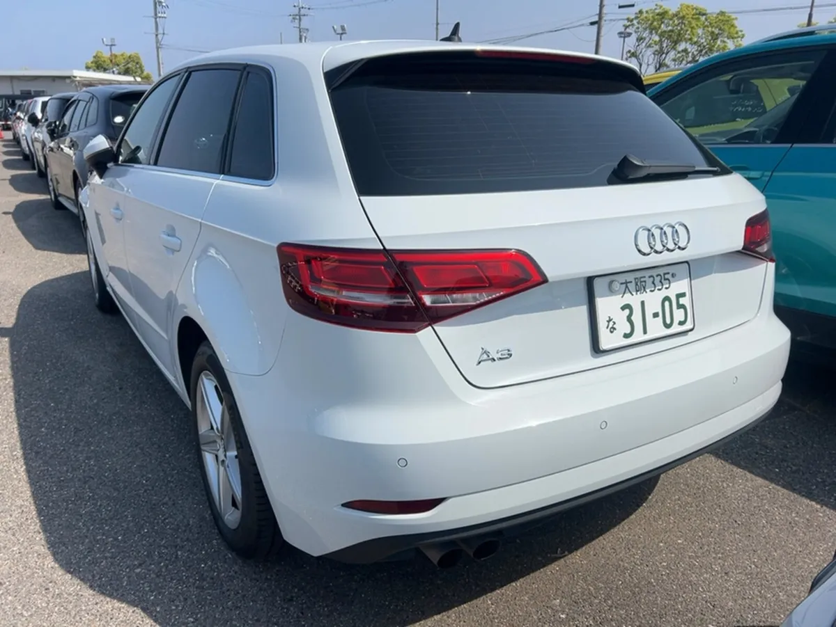 Audi A3 SPORTBACK 30TFSI 5 DR 1.4 PETROL AUTOMATIC - Image 2