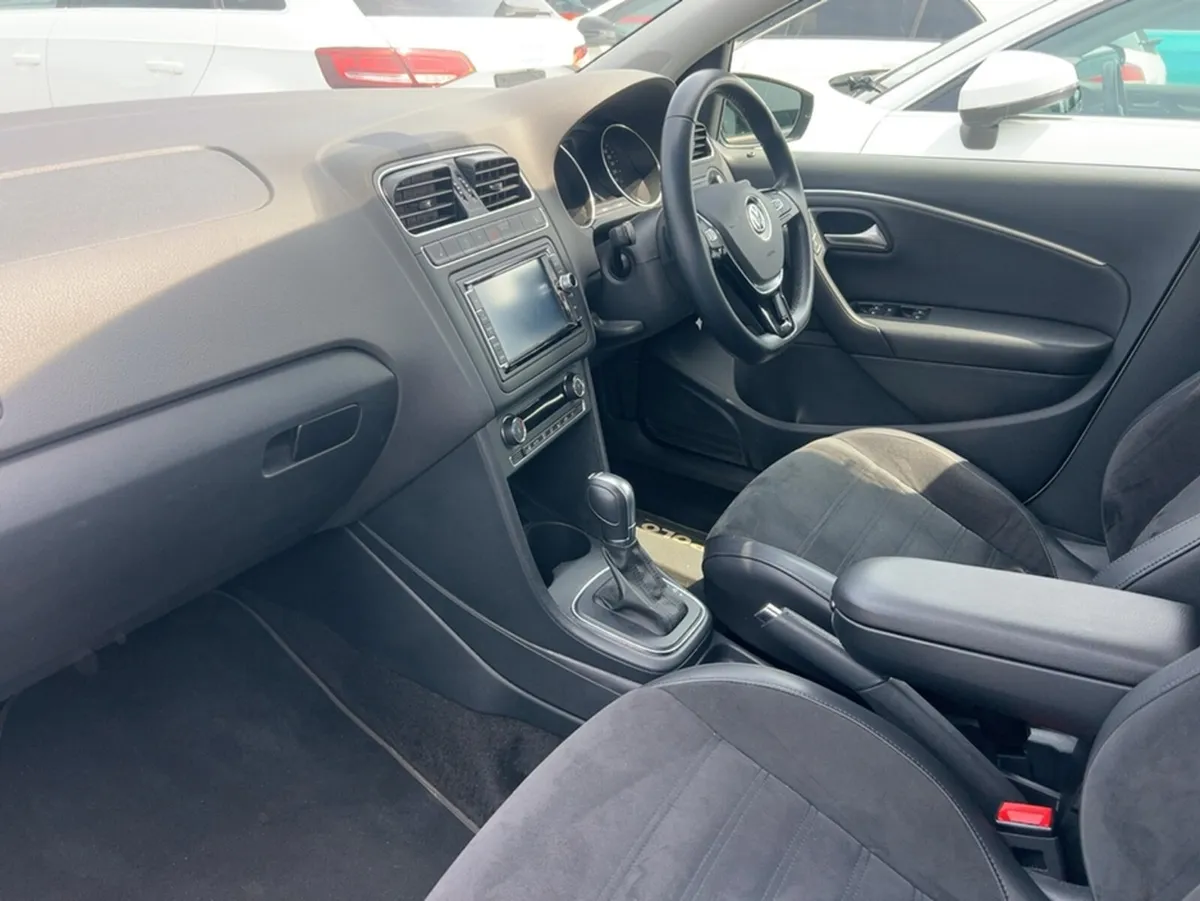 Volkswagen Polo HIGHLINE 1.2 PETROL AUTOMATIC 5DR - Image 3