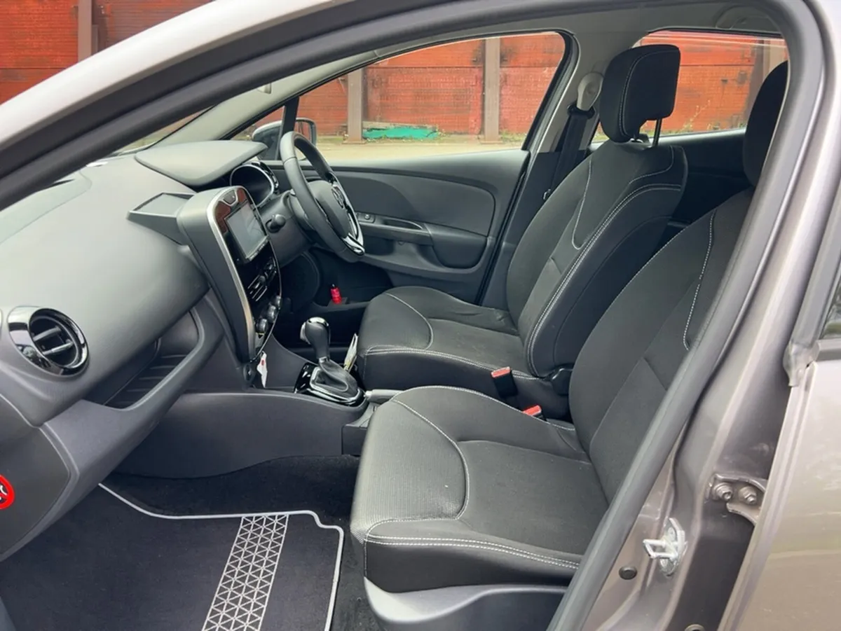 Renault Clio DYNAMIQUE 1.2 PETROL AUTOMATIC 5DR - Image 3
