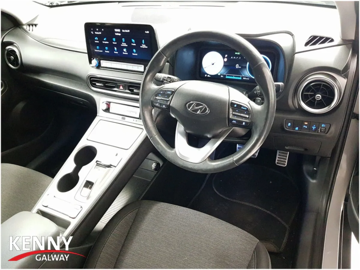 Hyundai KONA PREMIUM EV 64 KWH - Image 2