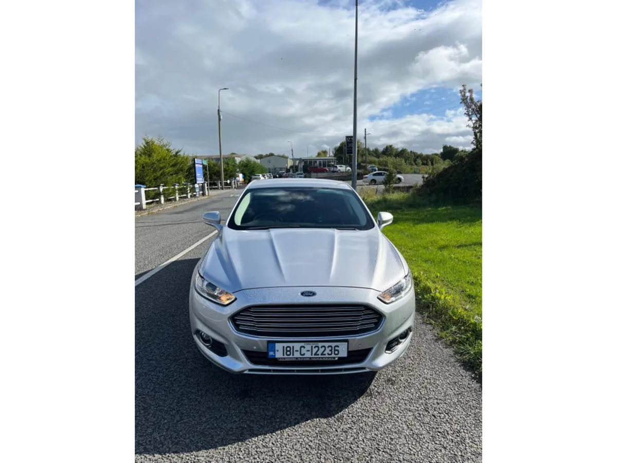 Ford Mondeo TITANIUM 1.5 TD 120PS 6SPEED 4DR - Image 2