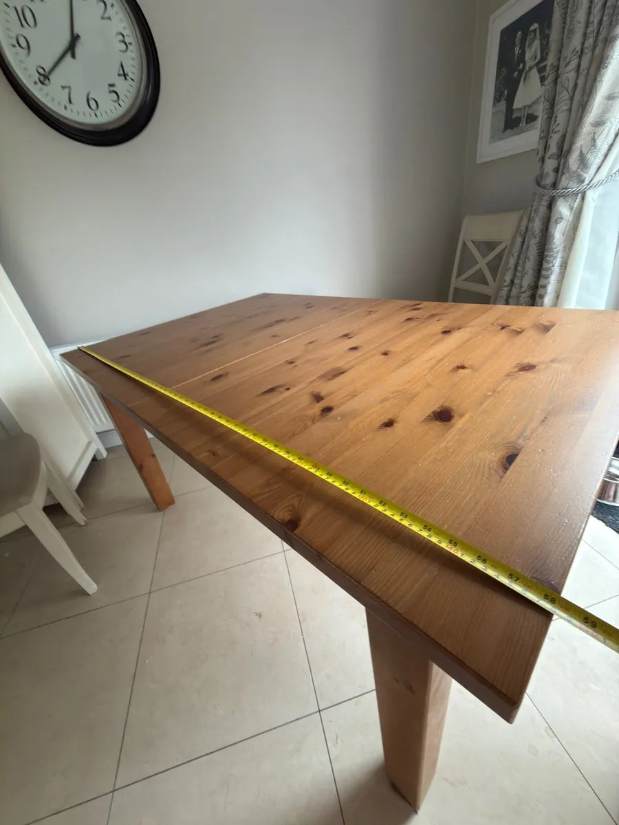 Dining table - Image 4