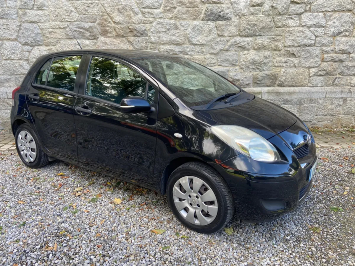 Toyota Yaris MC 1.0 TERRA 5DR - Image 3