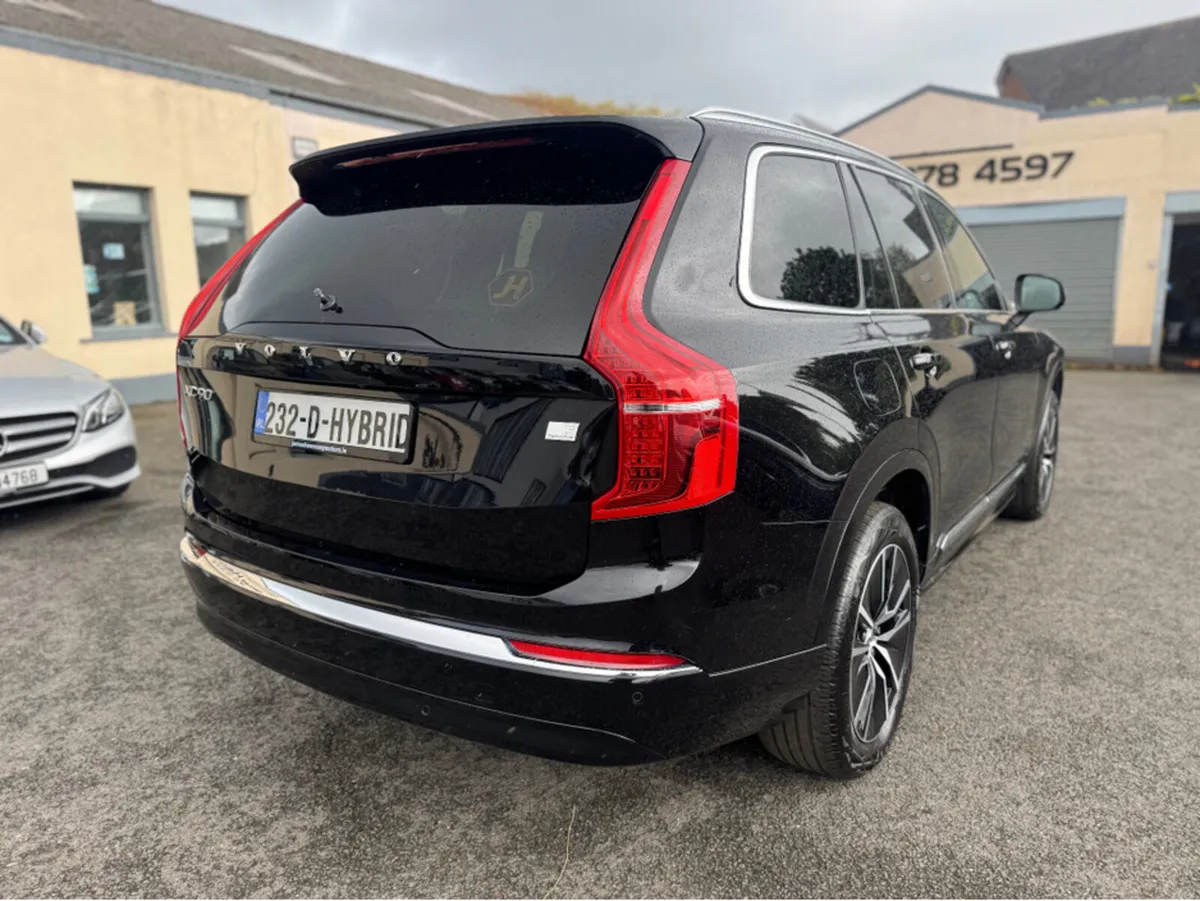 Volvo XC90 CORE T8 RECHARGE AWD - Image 4