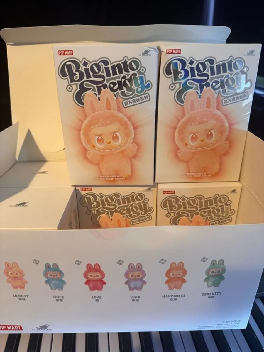 Pop Mart Labubu Plush Collectibles - Image 4