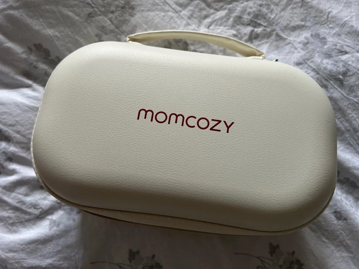 Momcozy Dual M5 Breast Pump & Milk Storage Bags - Image 1
