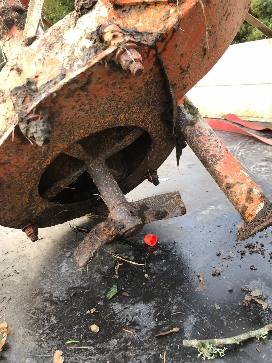 Abbey 250 agitator - Image 2