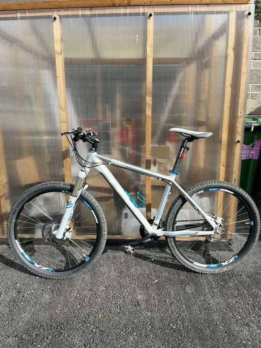 Cube Ltd Pro mountain bike - Image 3