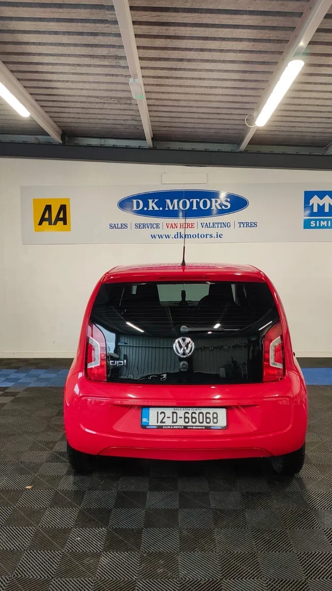 VW UP Automatic - Image 2