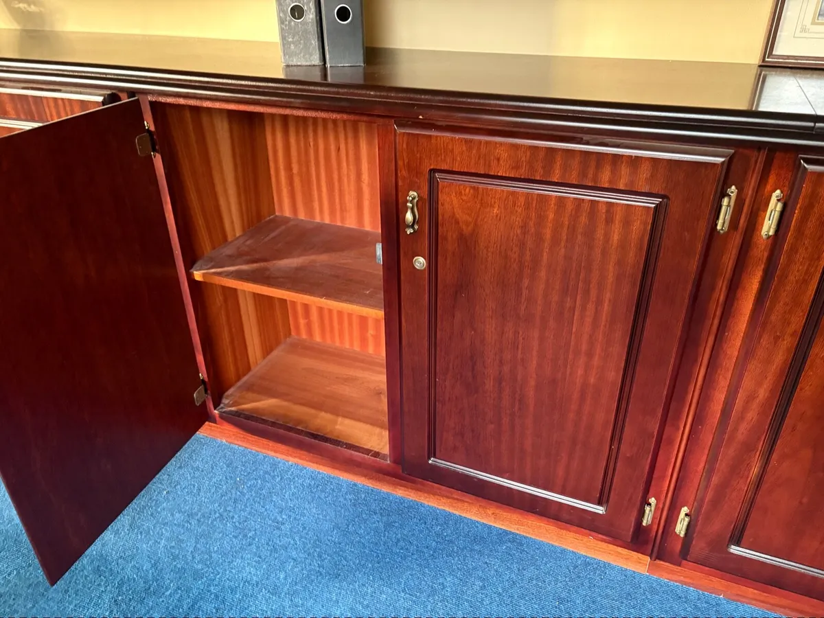 Cabinet / unit - Image 1