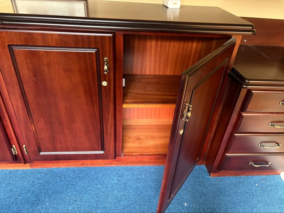 Cabinet / unit - Image 4