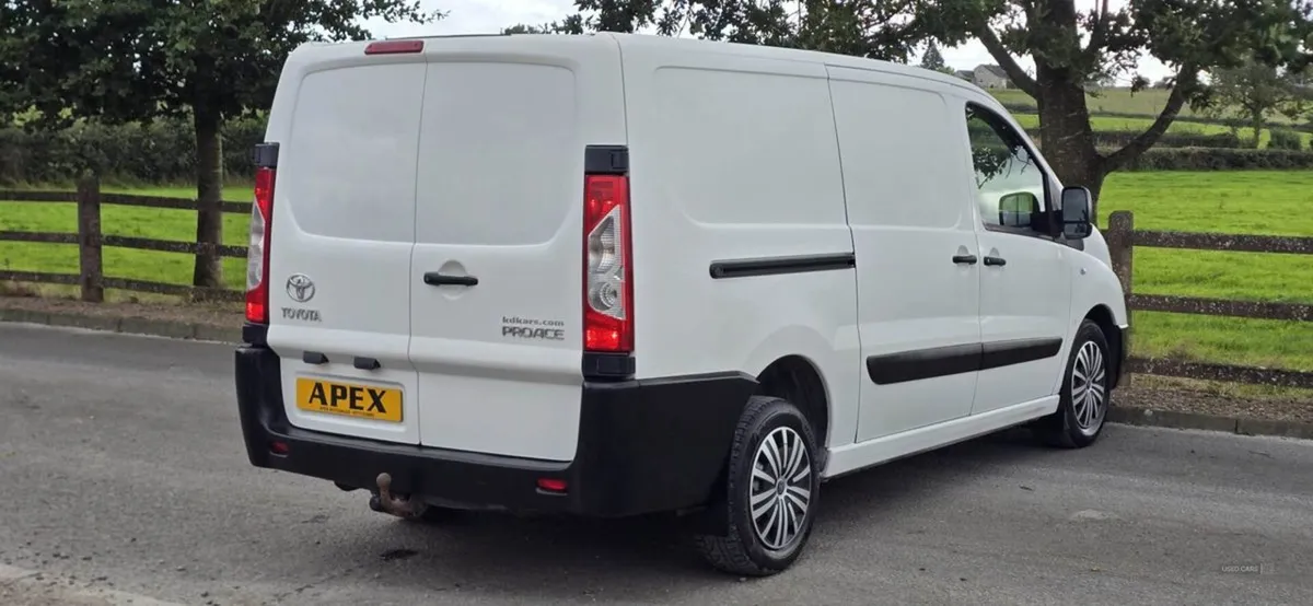 Toyota Proace L2 Diesel - Image 3