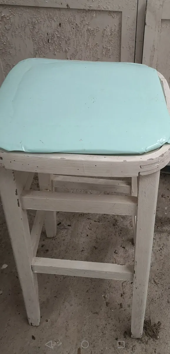 Chair / Bar Stool / Table (Upcycling Projects) - Image 2