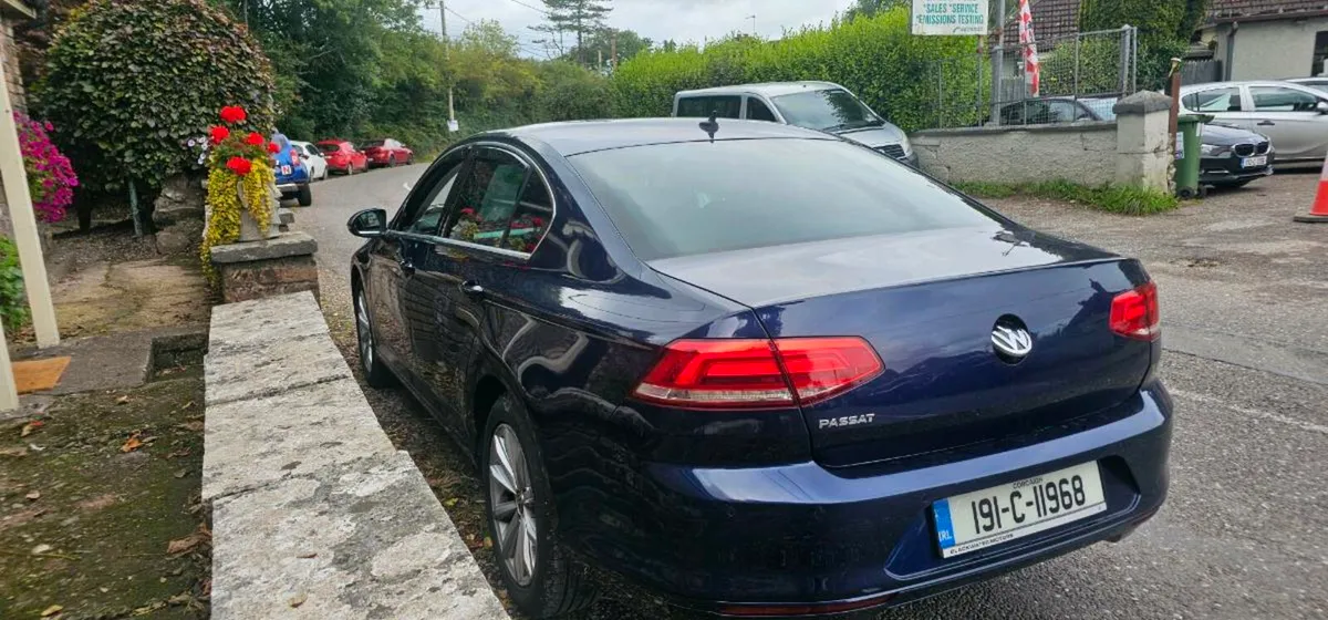 VW PASSAT - Image 3