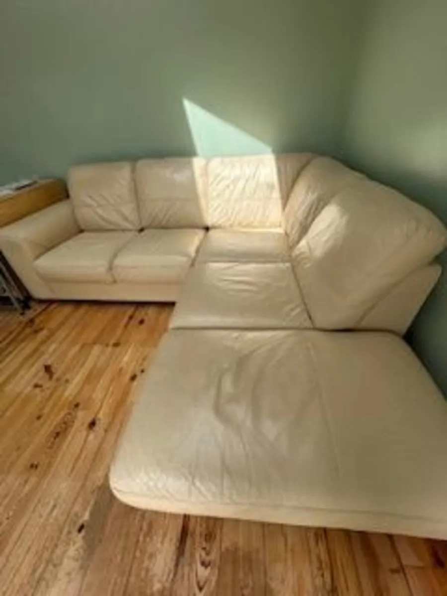 Cream leather corner couch - Image 1