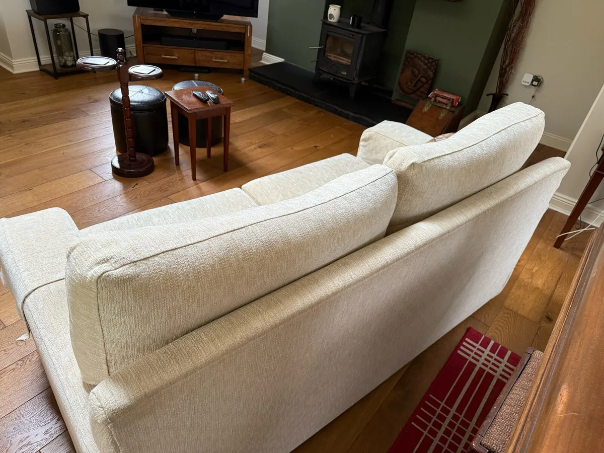Sofa and armchairs - Image 4
