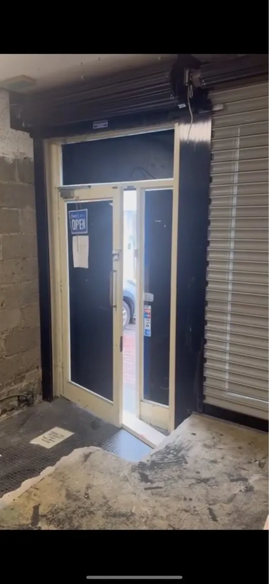 Shop Roller Shutters - Image 4