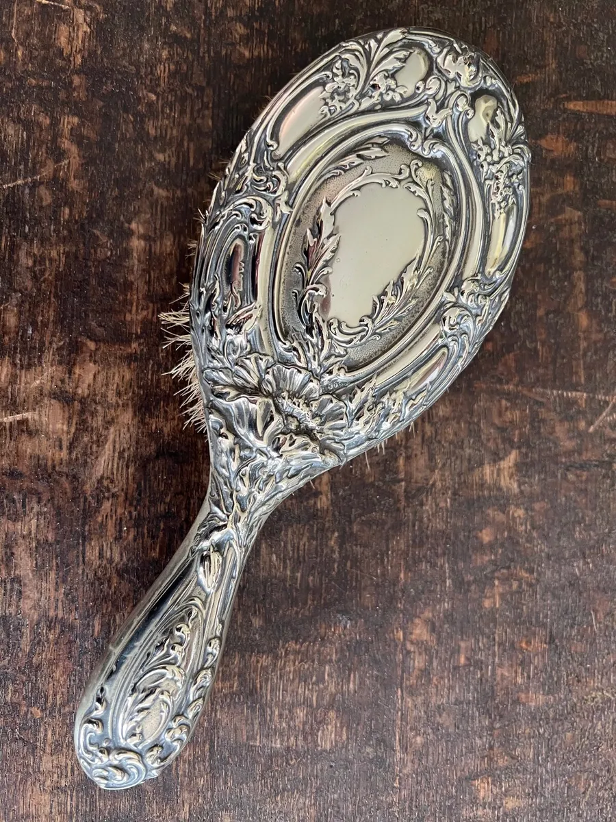 Vintage Ornate Vanity / Clothes Brush - Image 1