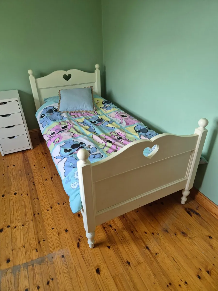 Girls Bed - Image 2