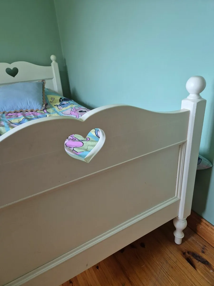 Girls Bed - Image 3