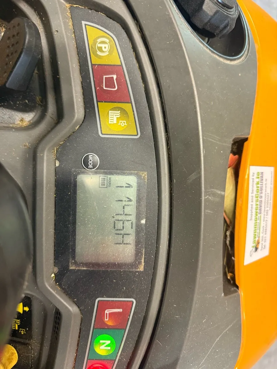 Ride on and push lawnmower - Image 2