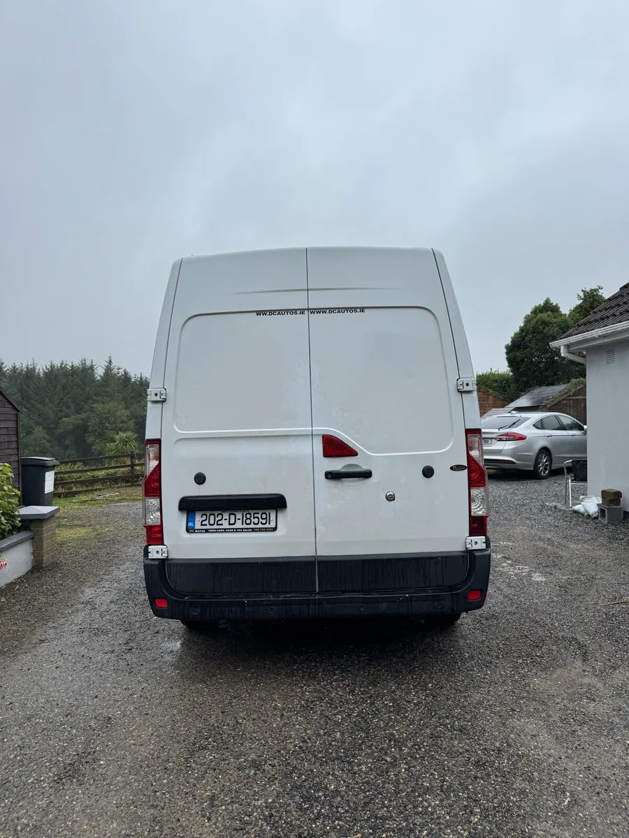 Nissan nv400 - Image 4