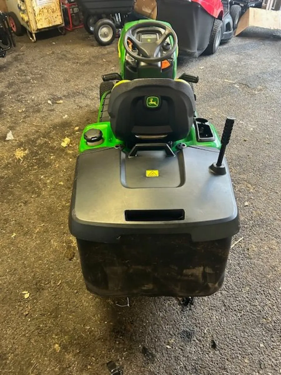 John Deere X350R Lawnmower - Image 3