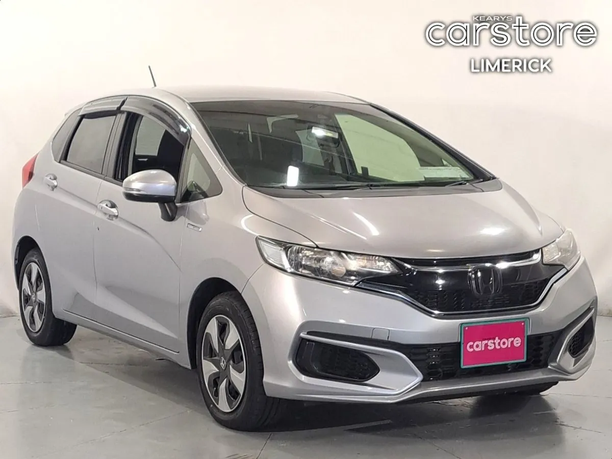 Honda Fit 1.5 PET Hybrid Auto - Image 1