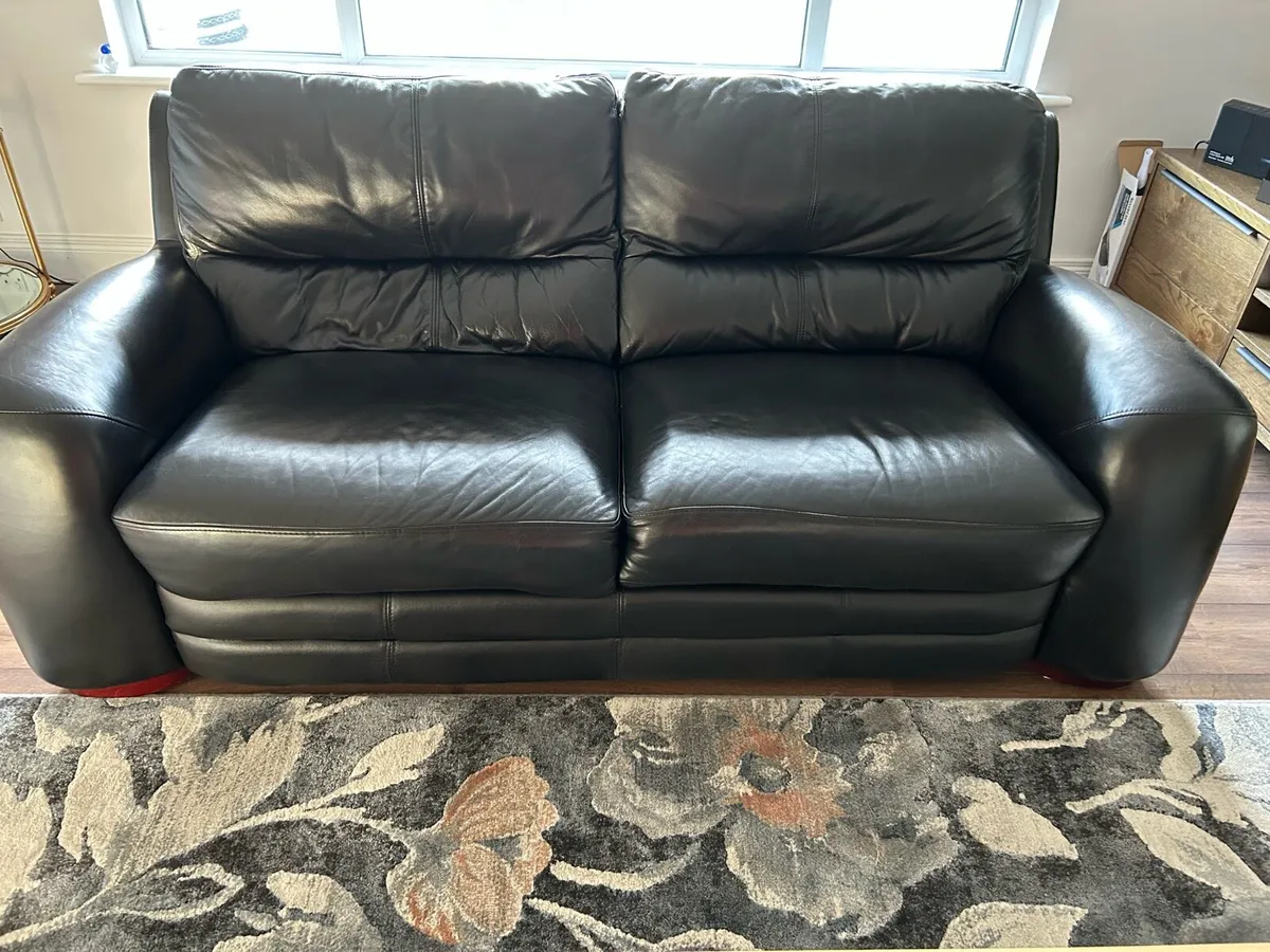 Leather Sofa & Chairs (3-1-1) - Image 2