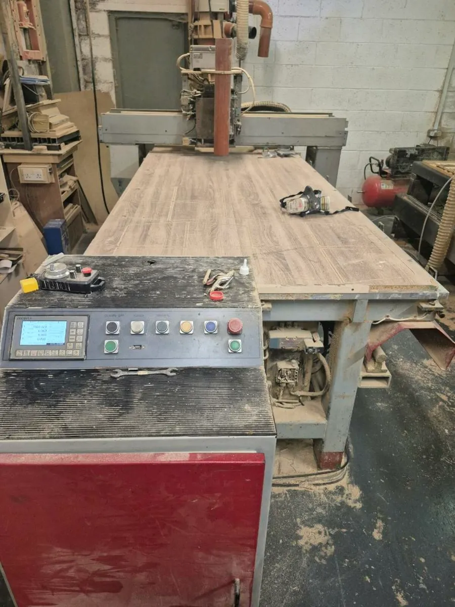 CNC Router - Image 1