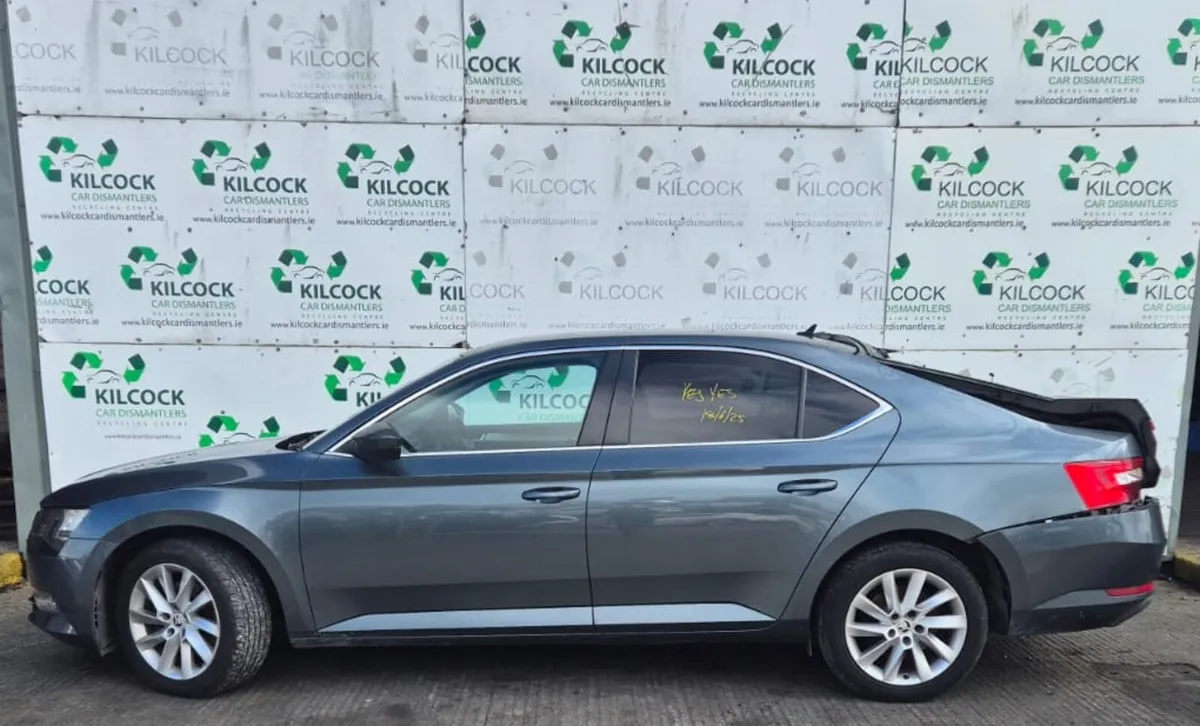 2018 SKODA SUPERB
