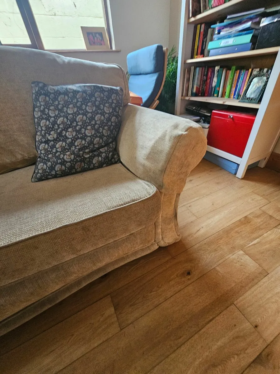 Sofa - Image 4