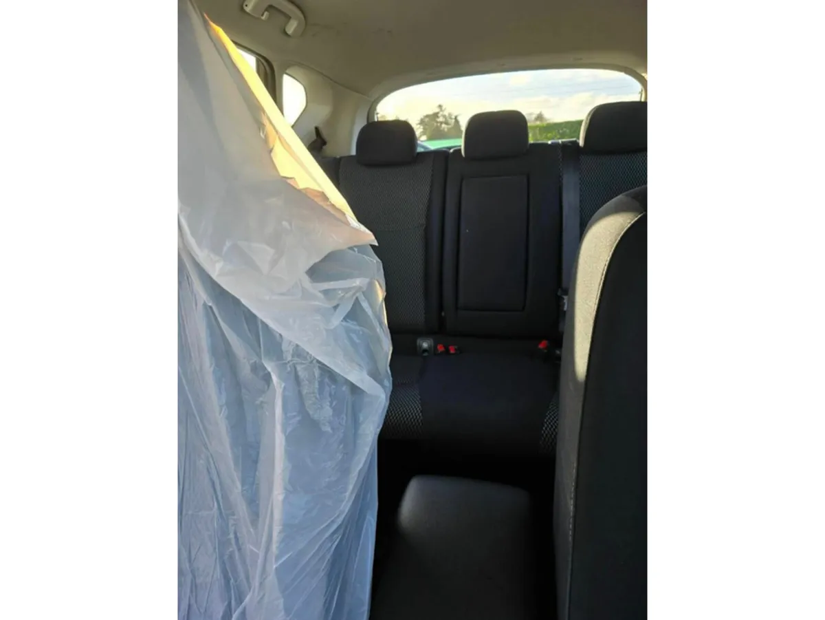 Nissan Pulsar 1.2 PET SV E6 4DR - Image 4