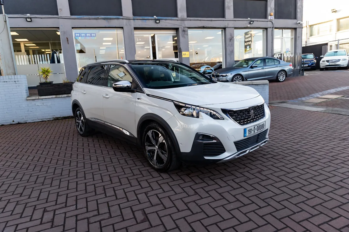 PEUGEOT 5008 2.0HDI GT-LINE 7 SEATER AUTOMATIC - Image 1