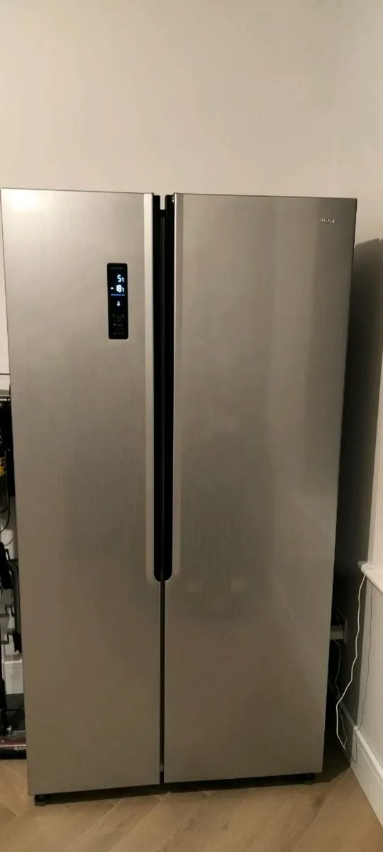 American fridge freezer - Image 1