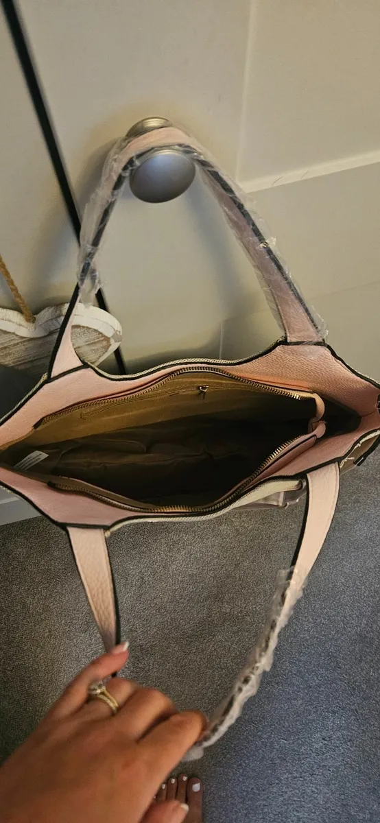 Designer Inspired Canvas Bag - Image 2