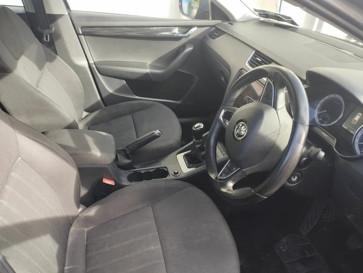 Skoda Octavia 2019 - Image 2