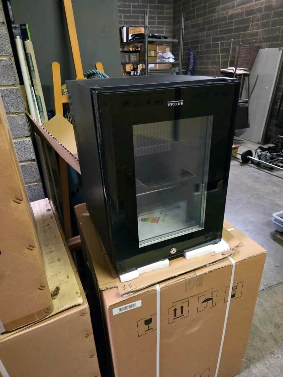 Mini bar fridge - Image 2